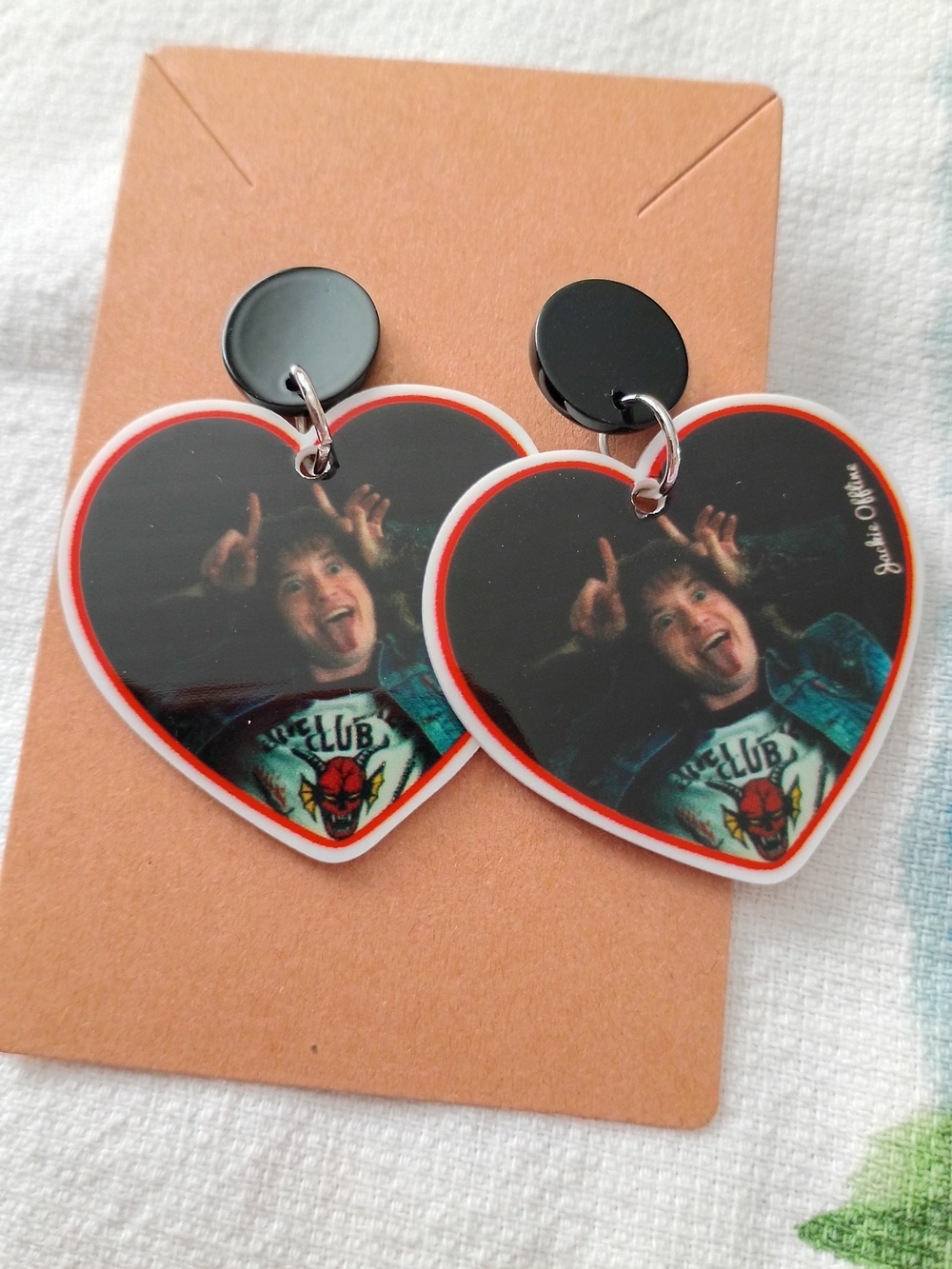 Stranger Things Hellfire Club Eddie Munson Heart Earrings